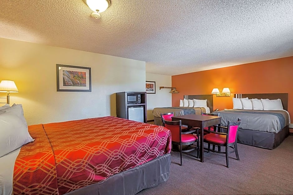 Econo Lodge Hurricane - Zion National Park Area