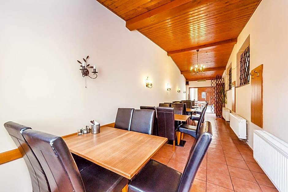 Nová Hospoda - Hotel & Restaurant