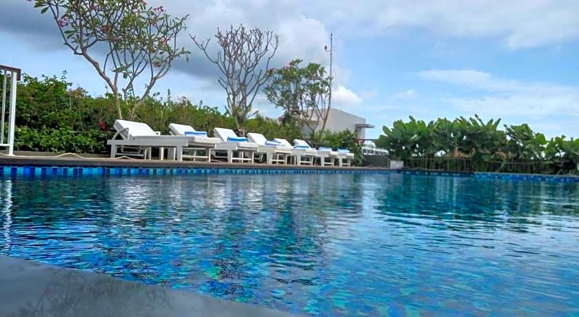 Jambuluwuk Oceano Seminyak Hotel