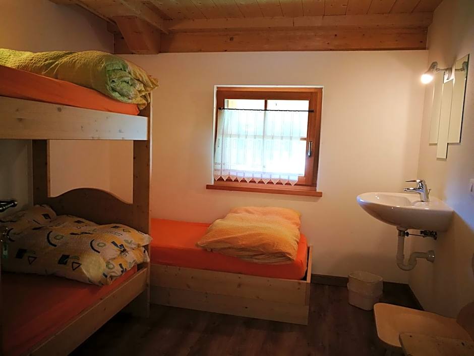 Rifugio Stella Alpina Spiz Piaz per escursionisti