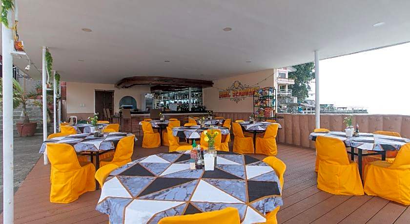 RedDoorz Plus @ Seaborne Hotel Subic Zambales