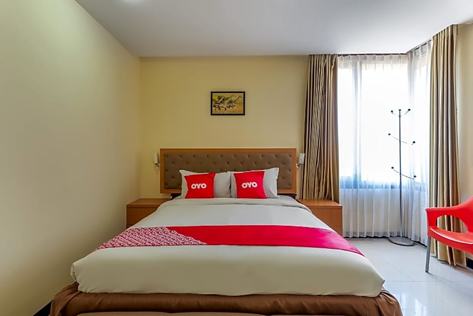 Hotel O Surabaya City Center Near Wonokromo Station