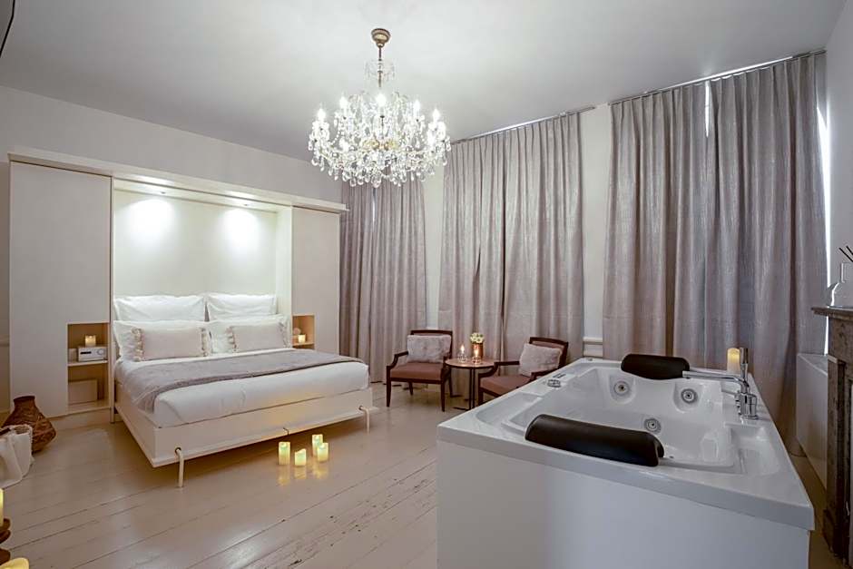 Maison Noppius - Love Hotel