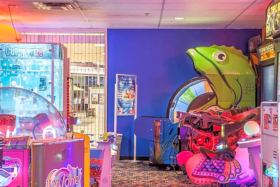 Sleep Inn & Suites Conference Center and Water Park