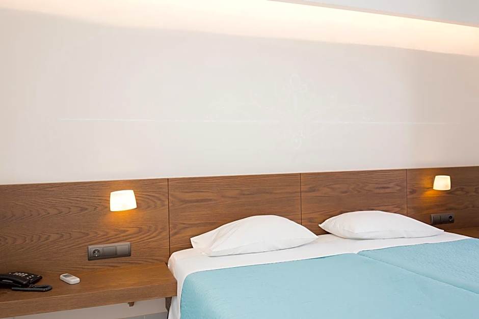 Long Beach Kokkari Samos