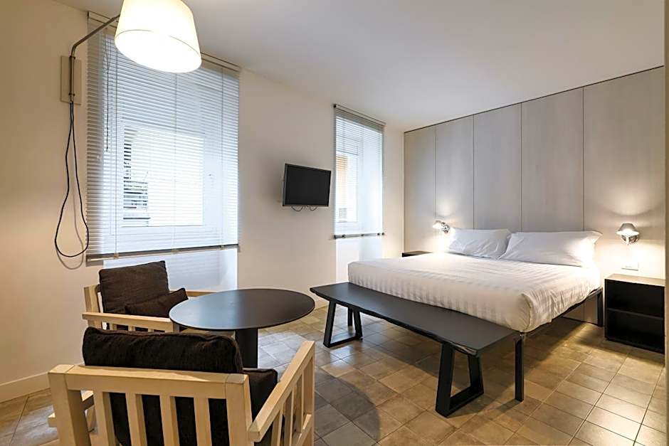 Nenè-Il Vicolo Apartments and Rooms