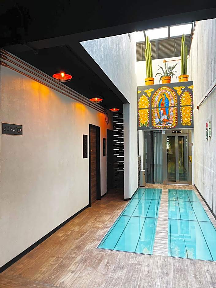 Cadillac Hotel Boutique