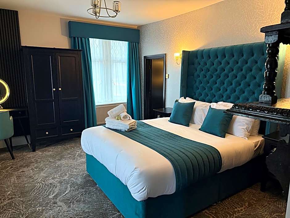 Lyons Woodlands Hall