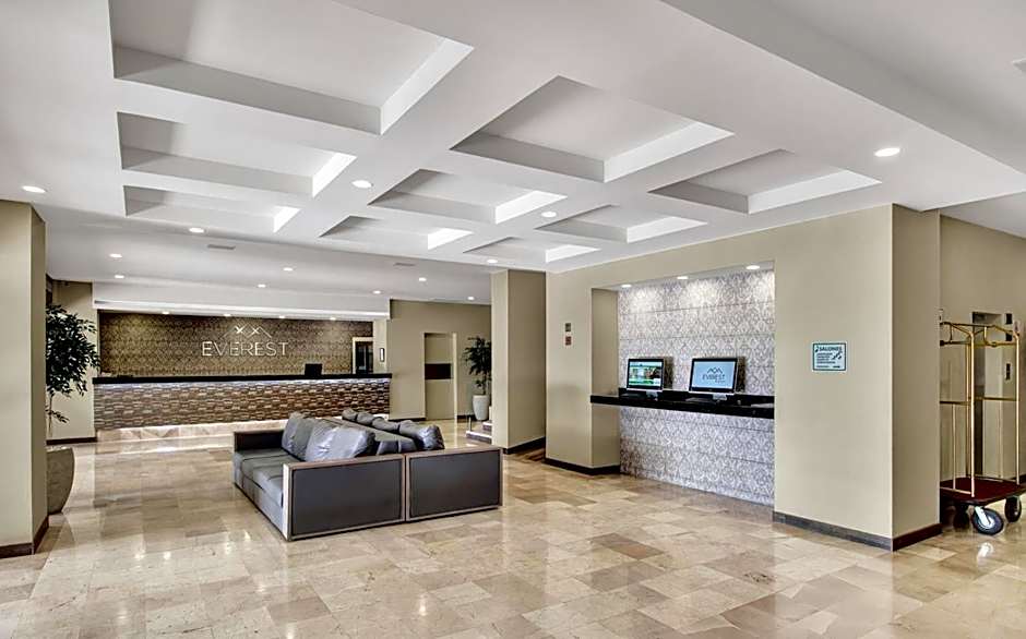 Everest Ciudad Victoria