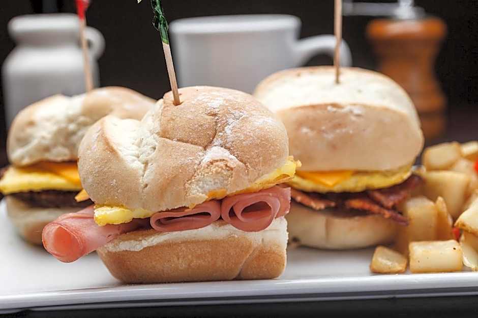 Holiday Inn New Orleans West Bank Tower By IHG