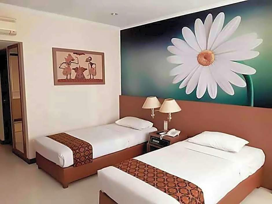 Riyadi Palace Hotel