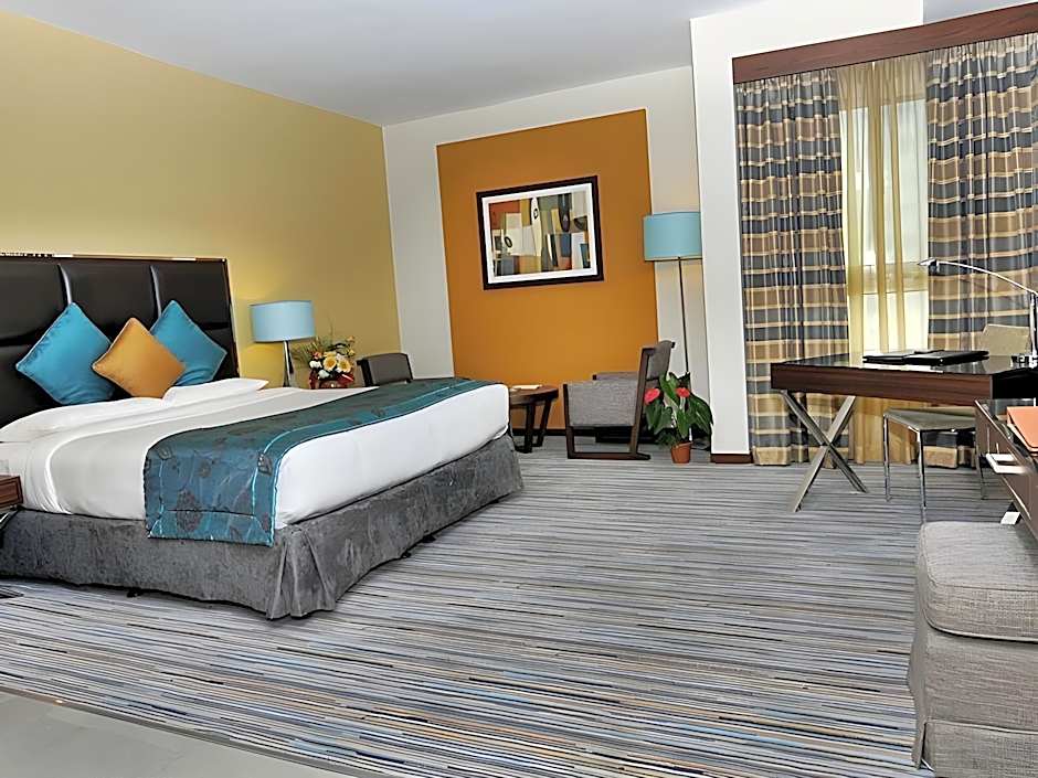 Phoenix Plaza Hotel Apartments