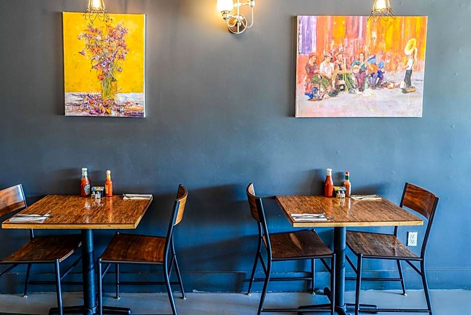 Travelodge by Wyndham Culver City