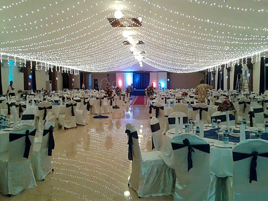 Sai Rock Beach Hotel & Spa