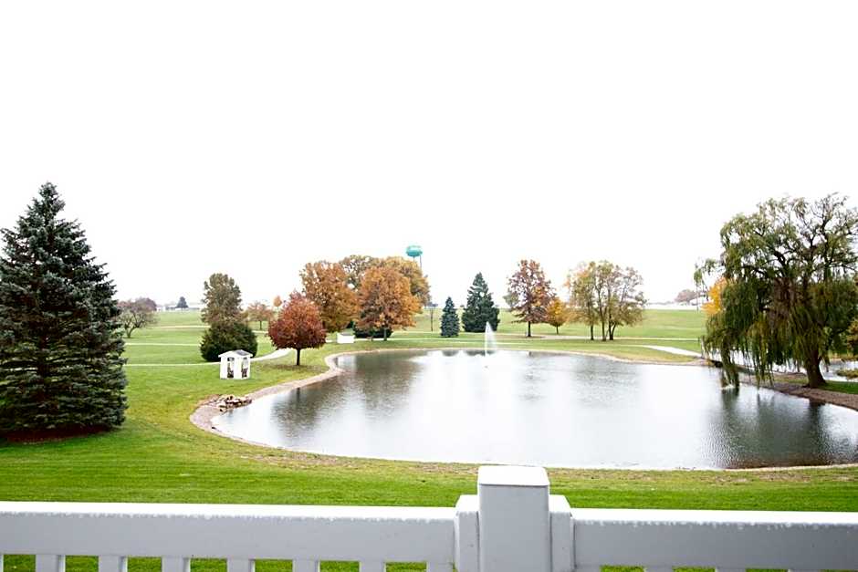 Essenhaus Inn & Conf. Center