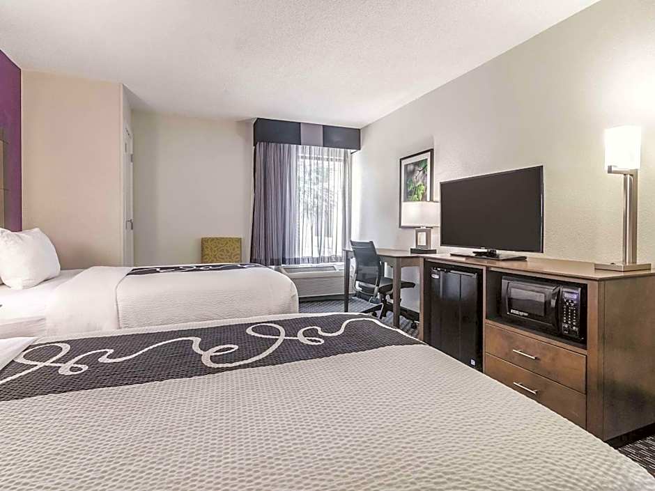 Photo 1 of 4 of 2 Double Beds, Mobility Accessible