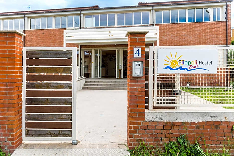 Eliopoli Beach Hostel & Restaurant