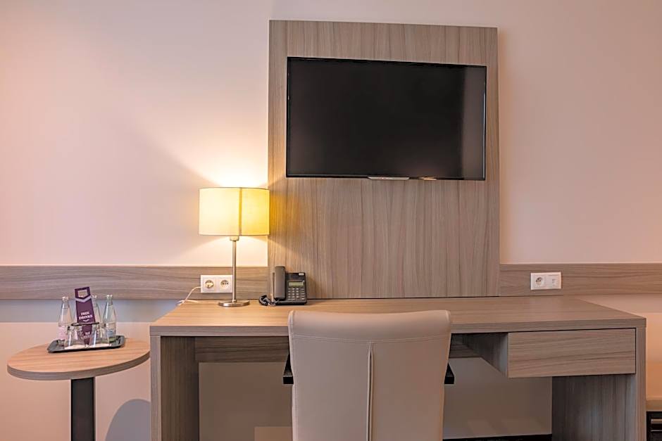 Mezzo Hotel & Business