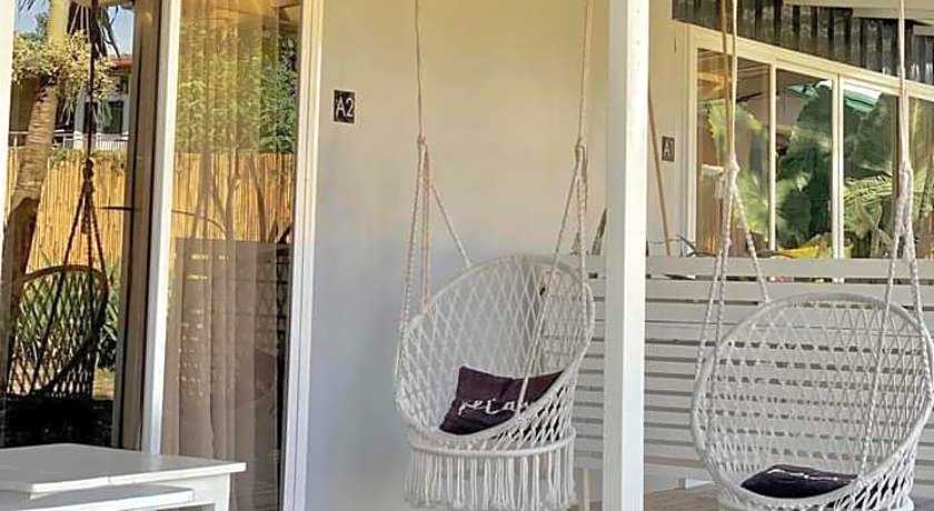 Angels Bed and Breakfast Sipalay City by RedDoorz