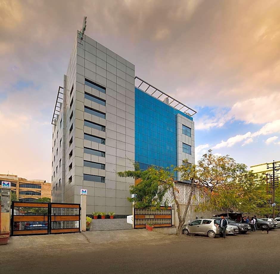 Nio By Tarika, Sector-1, Noida
