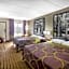 Super 8 by Wyndham Knoxville North/Powell