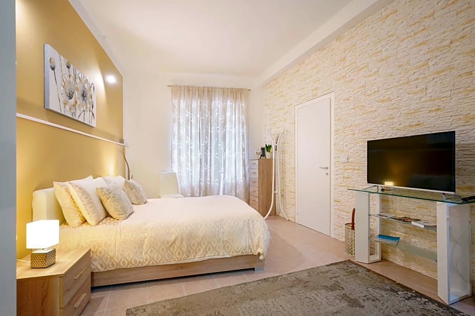 Montellino's Suite Oro