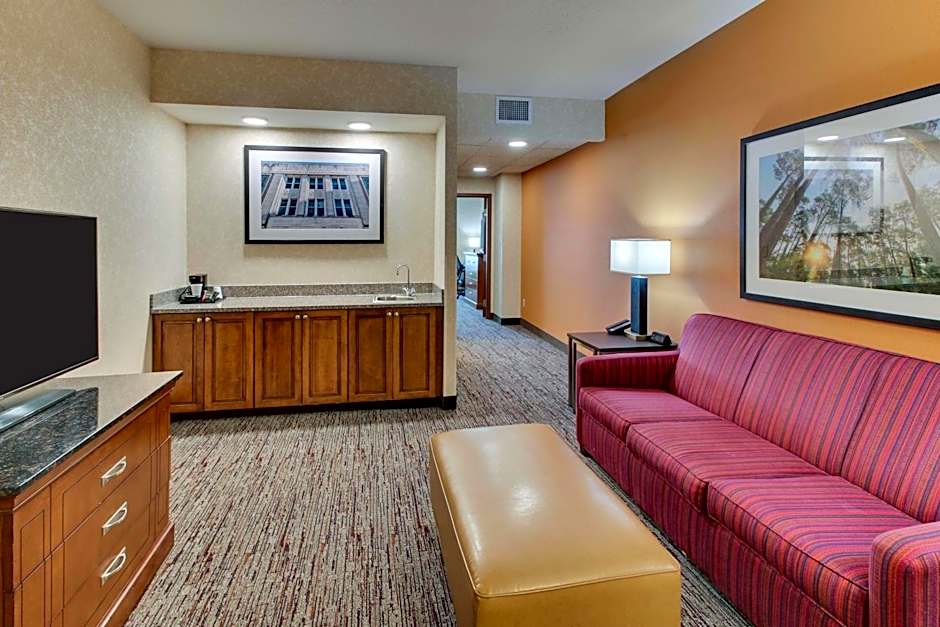 Drury Inn & Suites Meridian