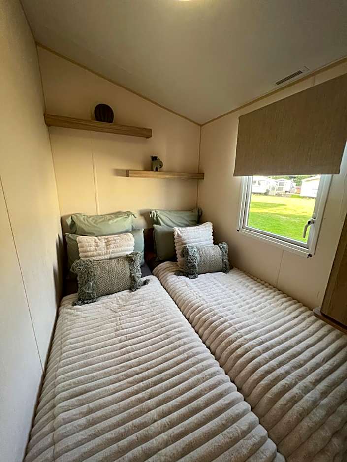 75 Lakeside East Haggerston Castle Park