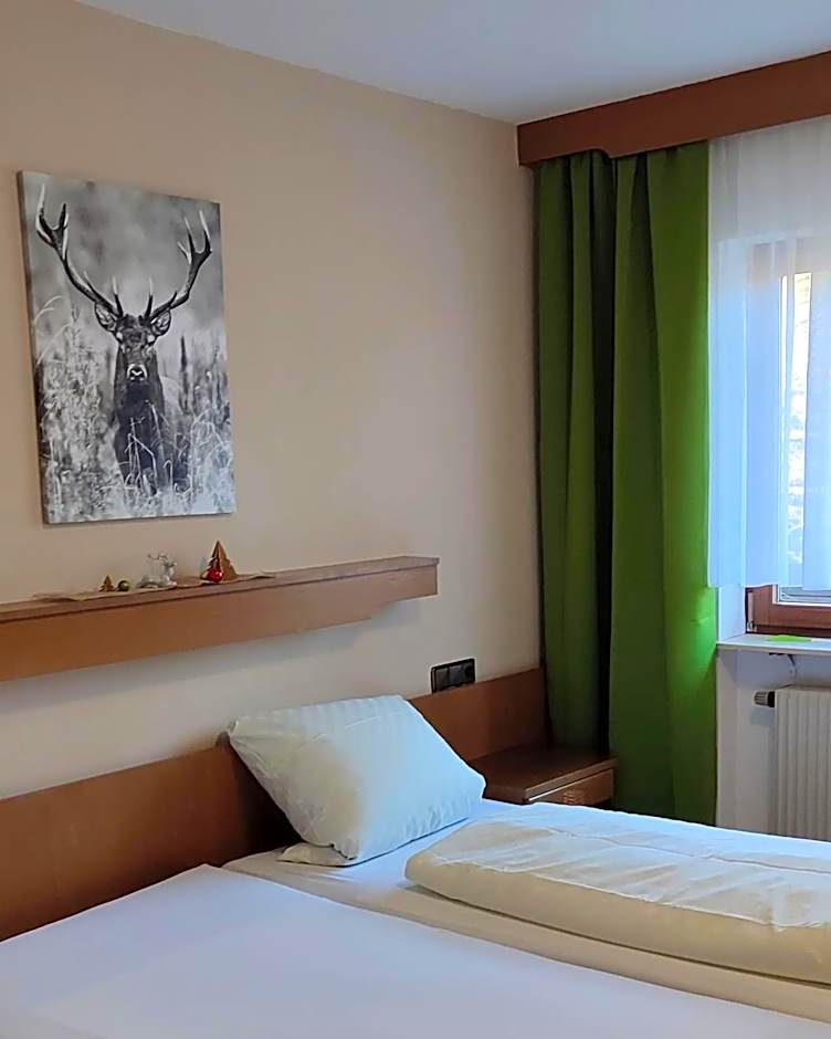 Photo 1 of 4 of 1 Double Bed or 2 Beds