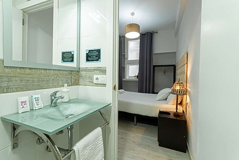 Easy Sants by Bossh! Hotels