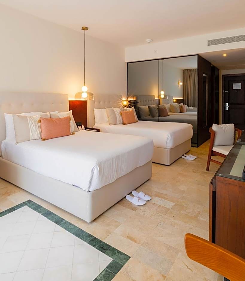 Photo 1 of 5 of Double Room