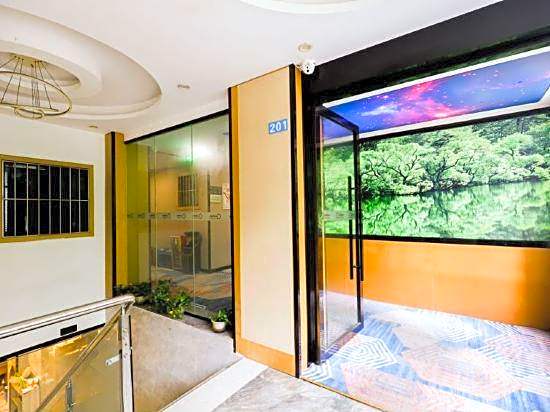 Yimi Hotel (Guangzhou Zhujiang New Town Weinan University)
