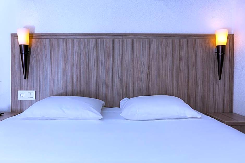 Initial by Balladins Béthune