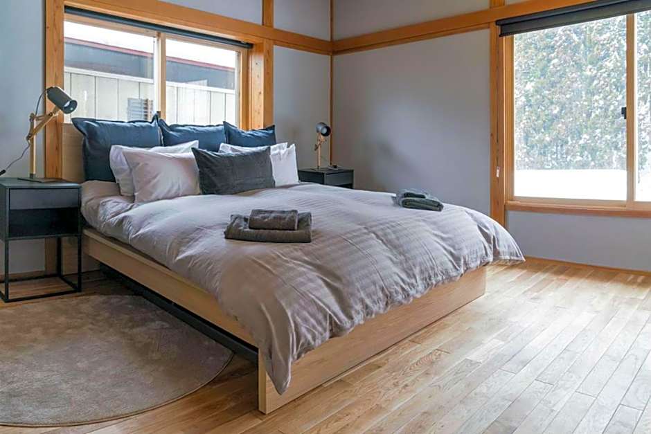 Nozawa Gondola Apartments