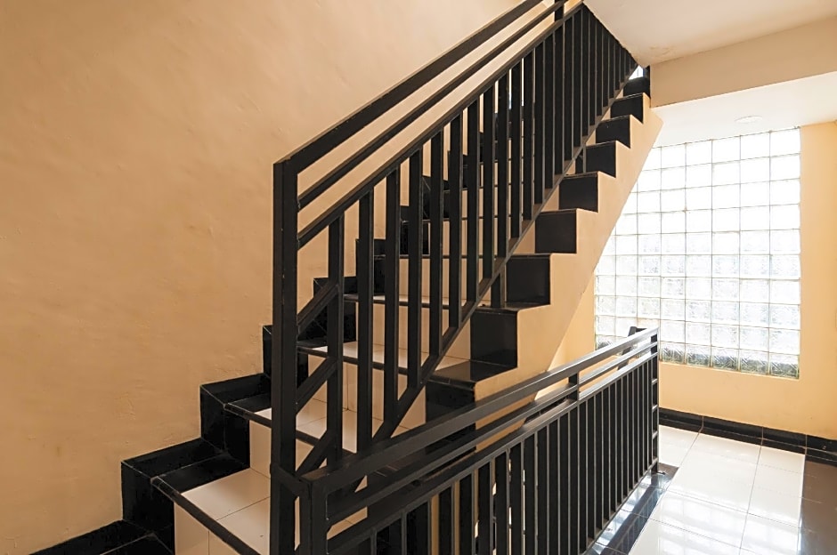 Urbanview Hotel Syariah Residence Medan by RedDoorz