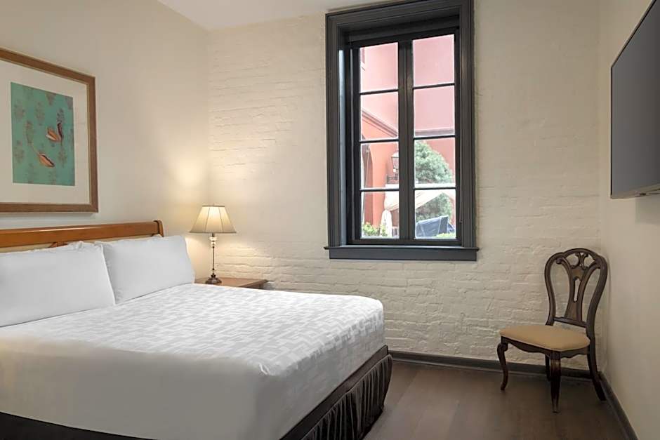 Le Richelieu Hotel in the French Quarter