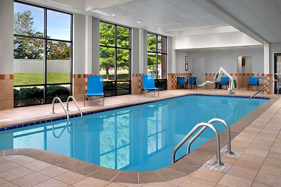 Hampton Inn By Hilton Knoxville-North