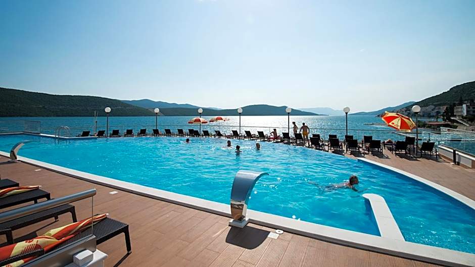 Photo 1 of 24 of Hotel Sunce Neum