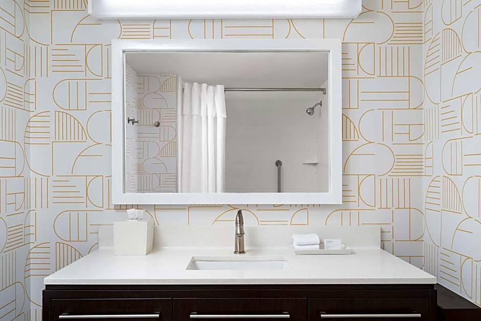 Home2 Suites by Hilton Miramar Ft Lauderdale