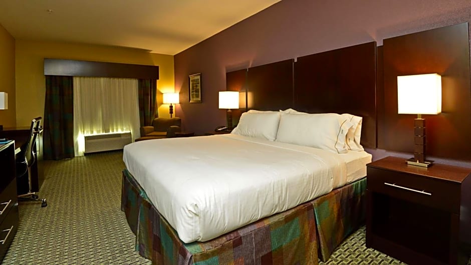 Holiday Inn Express Baton Rouge North, an IHG Hotel