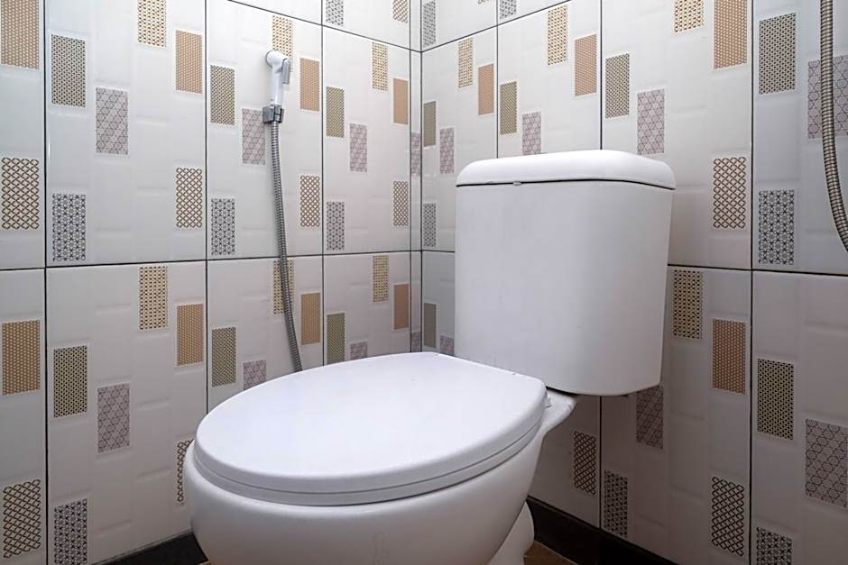 RedDoorz at Jalan Dieng 3