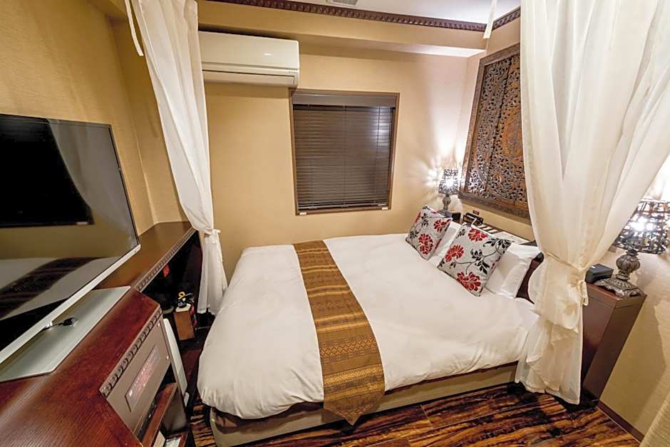 Photo 1 of 7 of Economy 1 Queen Bed, Nonsmoking