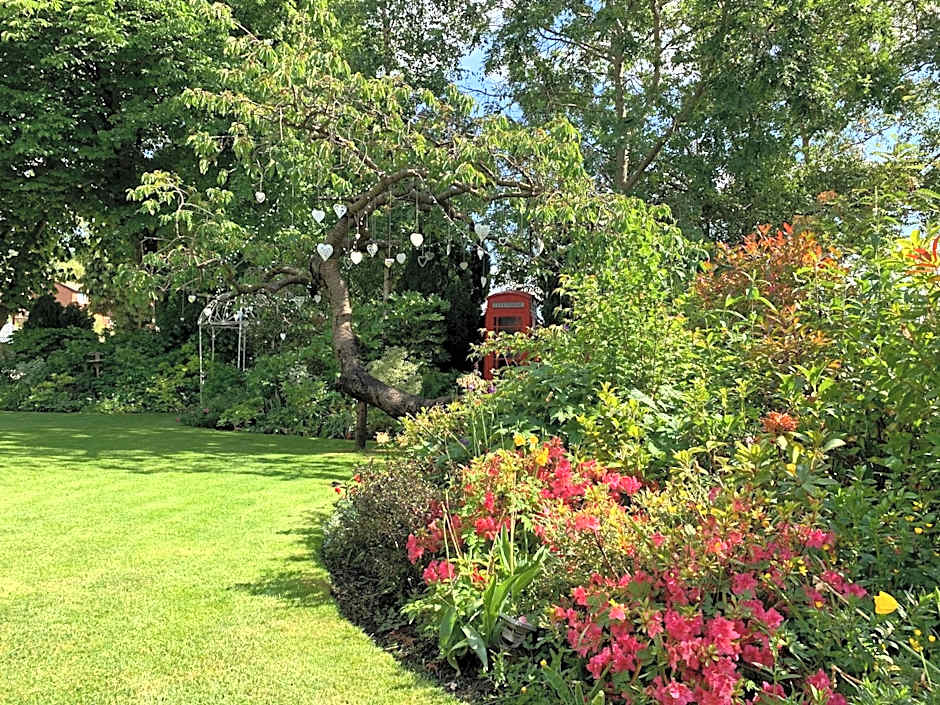 Dimple Well Lodge Hotel