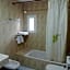 Bayo Lirola Hotel Balisa