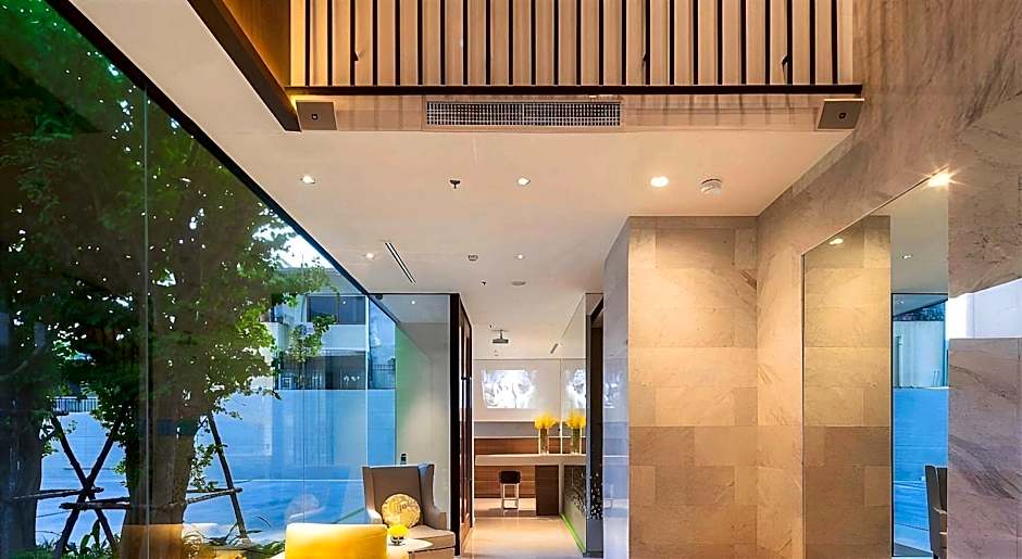 LiT BANGKOK Residence