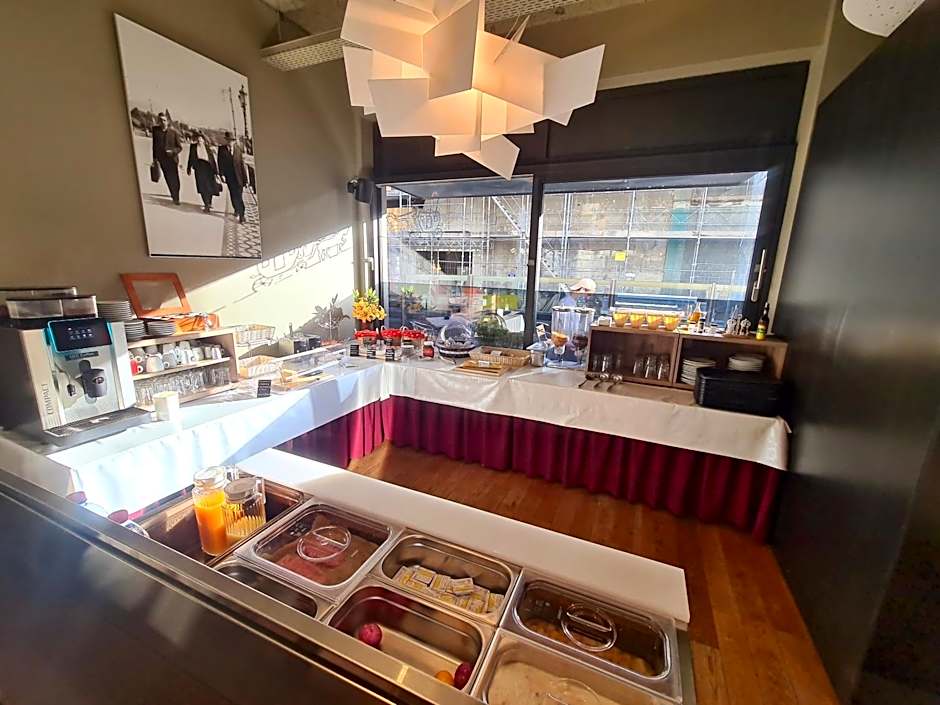 Hôtel de la Poste Martigny - City Center