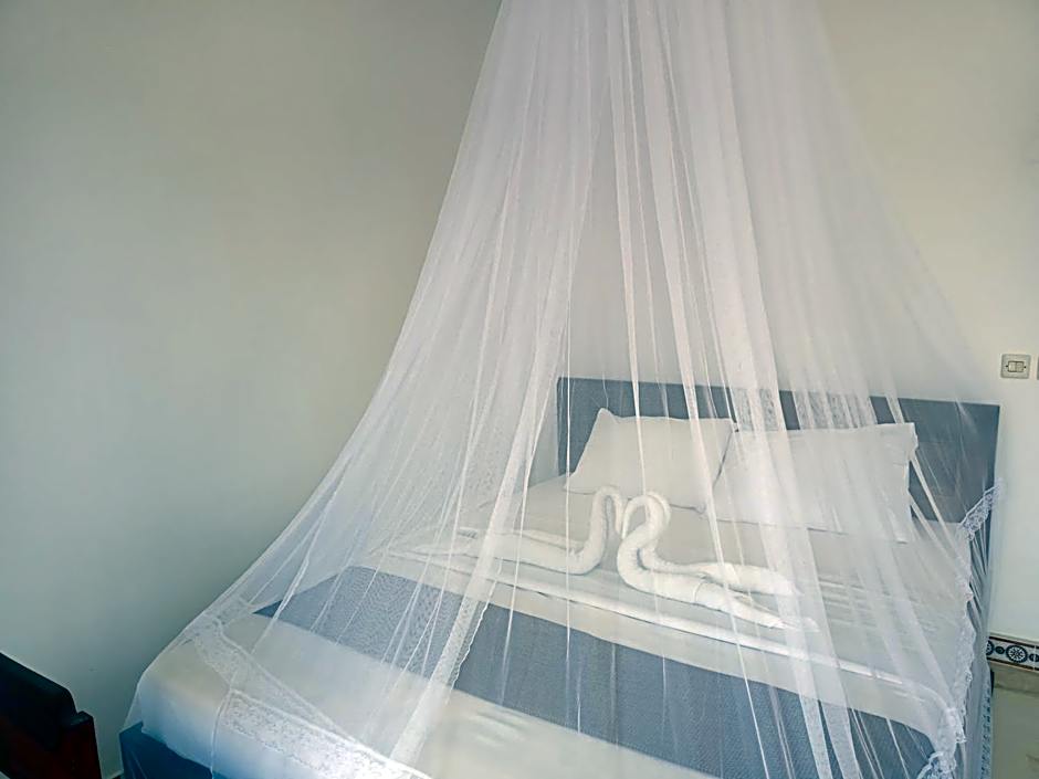 Aris Homestay and Warung Made