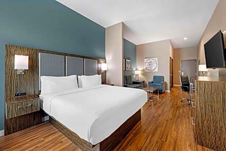 King Suite with Sofa Bed