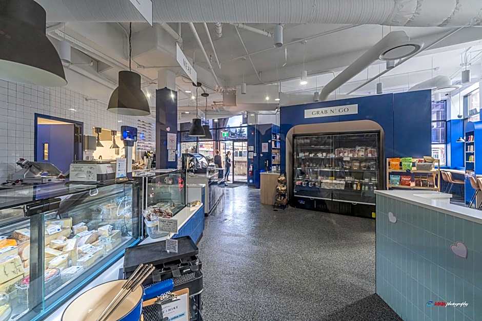 Solara Studio with Pool/Hot tub/Parking/Gym