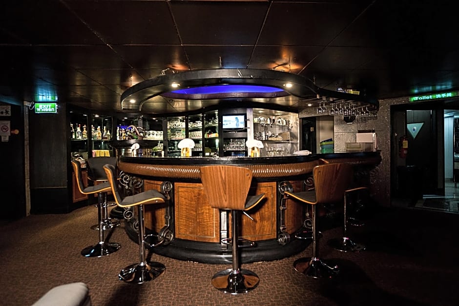 Kiss Gardenhome Chic Hotel